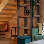 בית נופש 21a *